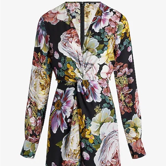 NWT Express Floral V-Neck Long Sleeve Twist Front Romper - Picture 4 of 7